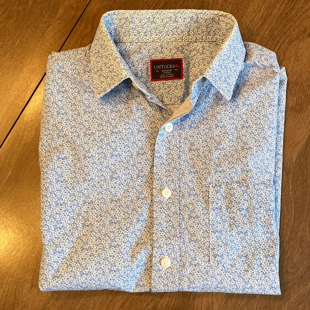 Floral pattern button up, short sleeve